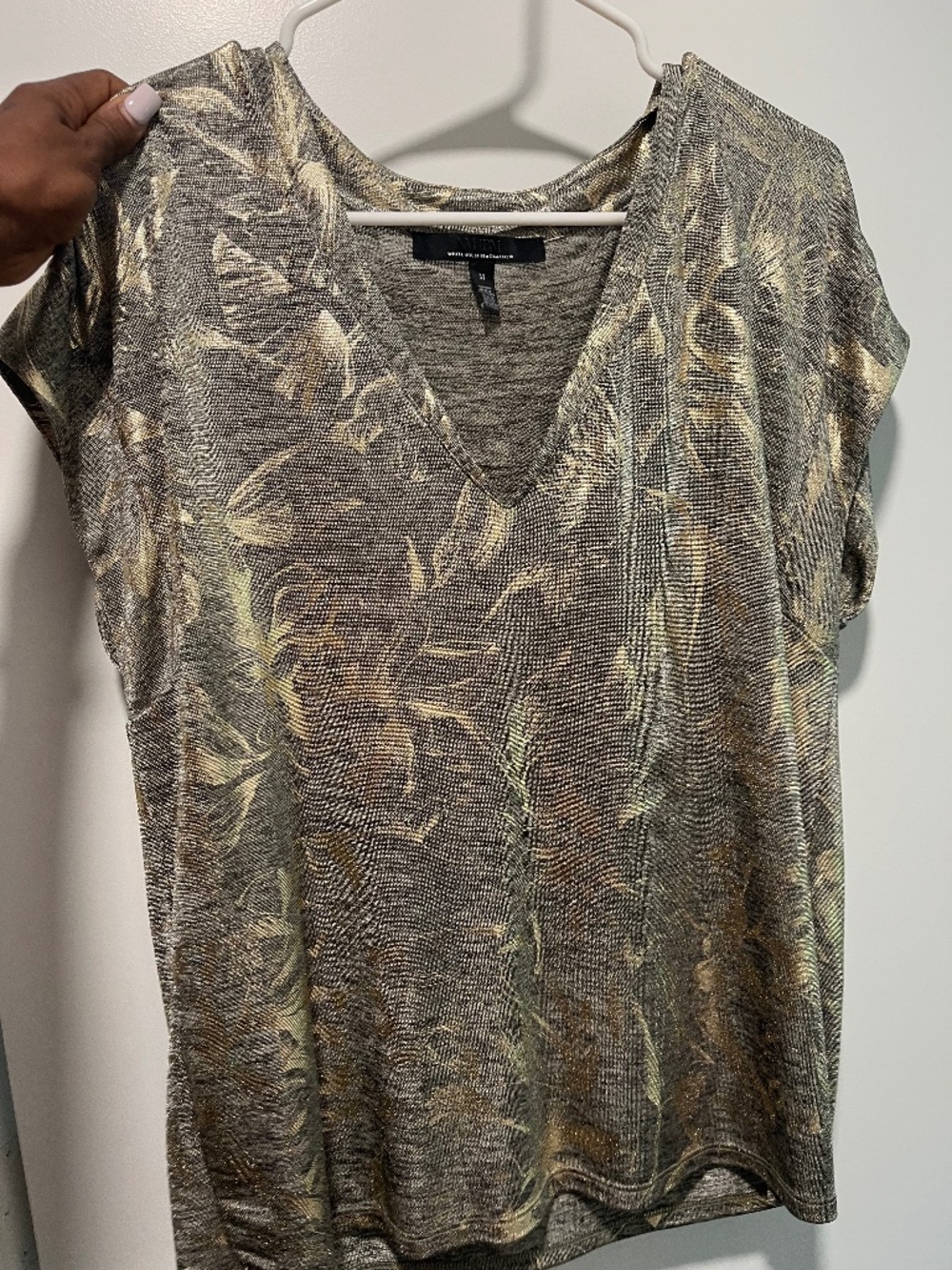 Golden short sleeve knit blouse